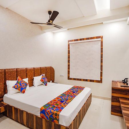 Fabhotel Ts Inn Faithfulganj Esterno foto