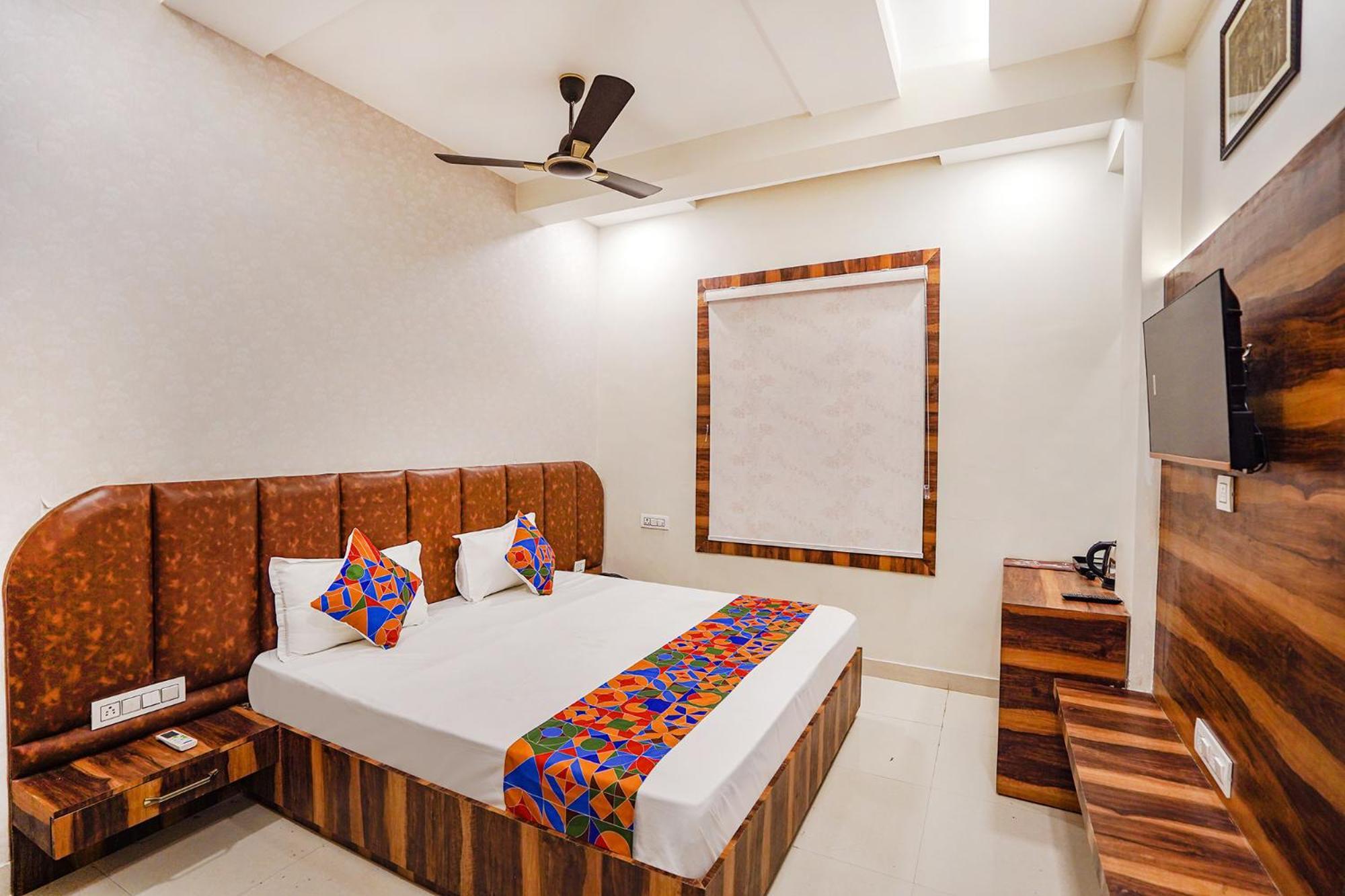 Fabhotel Ts Inn Faithfulganj Esterno foto