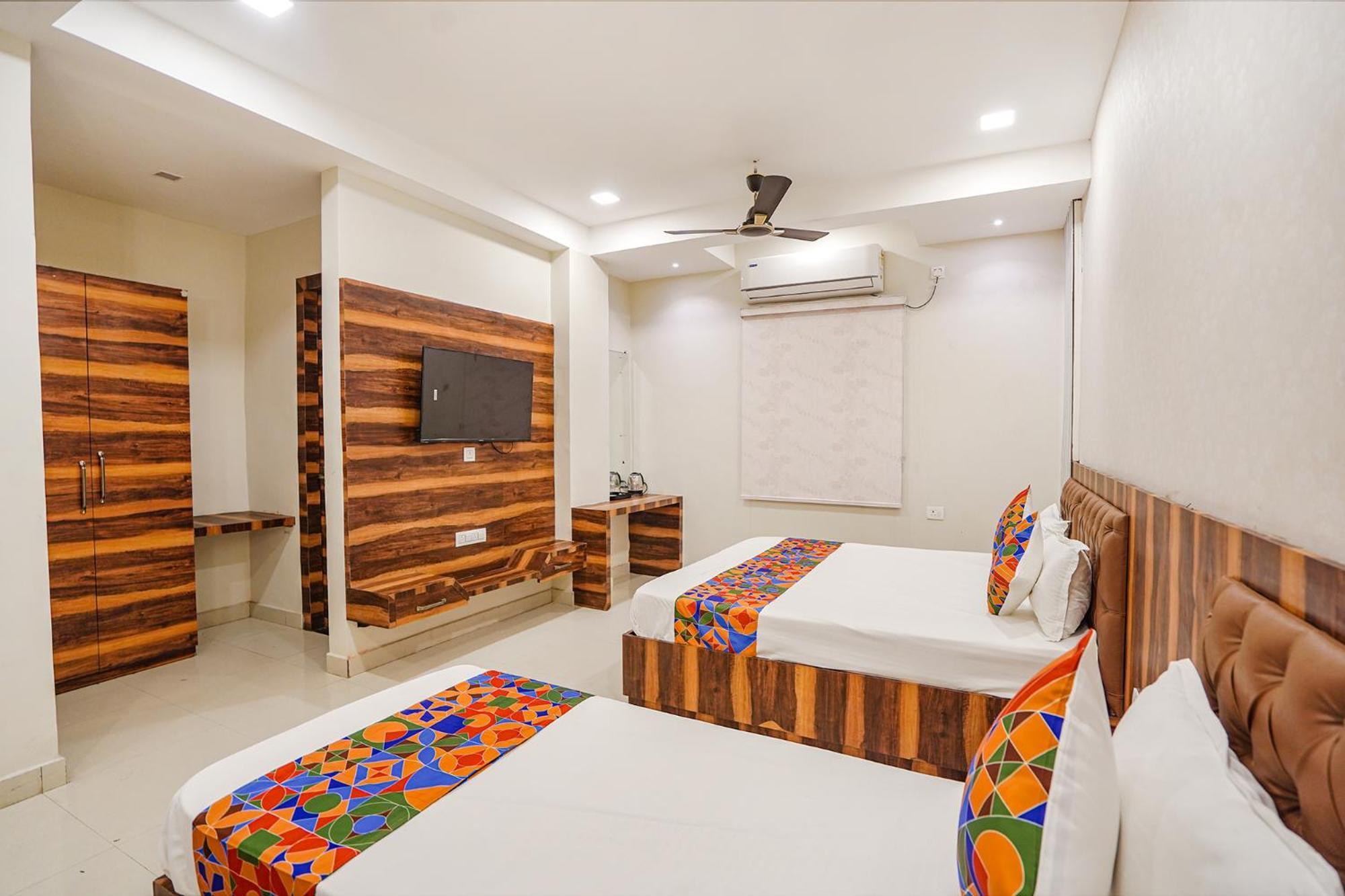 Fabhotel Ts Inn Faithfulganj Esterno foto
